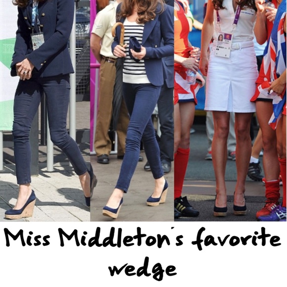 Stuart Weitzman Corkswoon Wedges Navy Suede Like New 9.5 - Picture 16 of 16